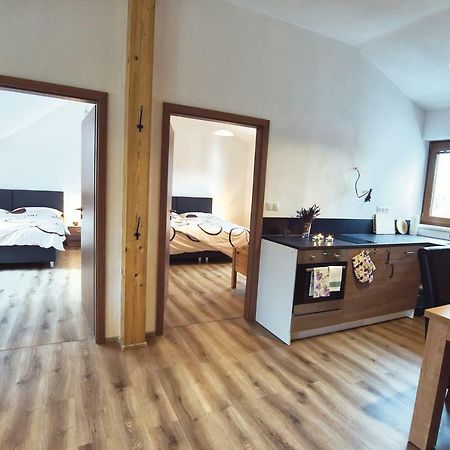 U Čápa Krásný apartmán v Sedleci Sedlec  Esterno foto