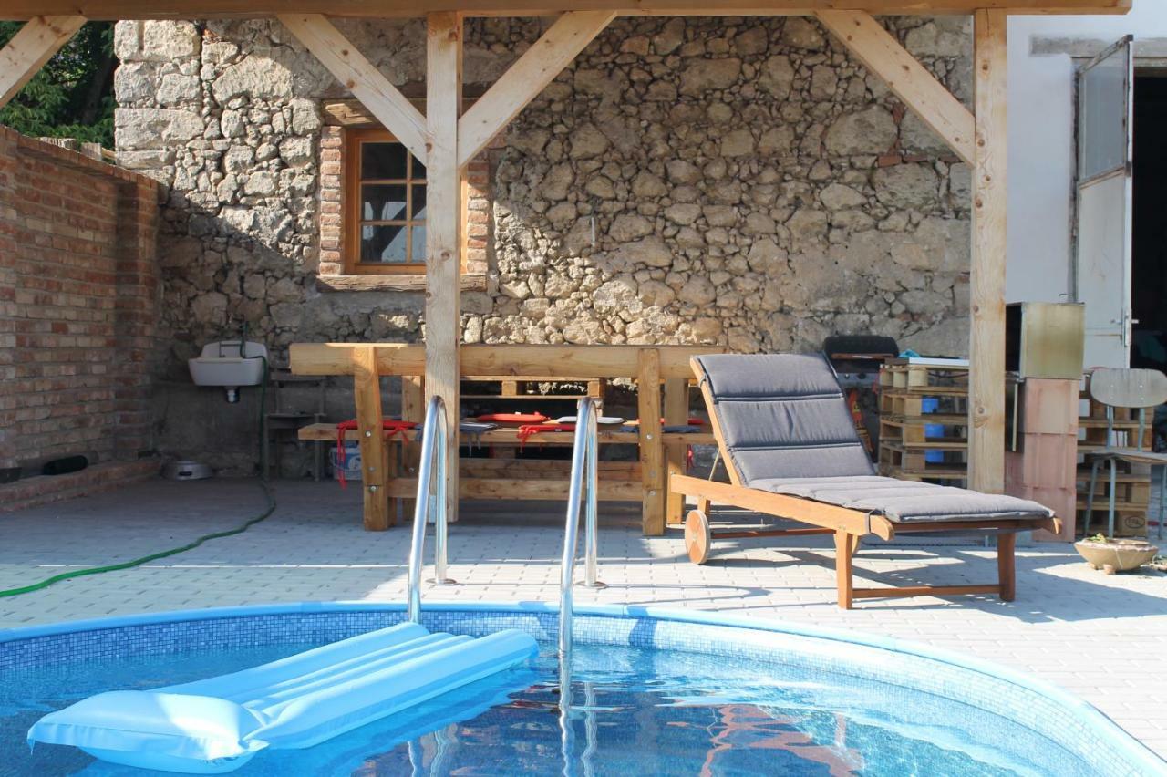 U Čápa Krásný apartmán v Sedleci Sedlec  Esterno foto